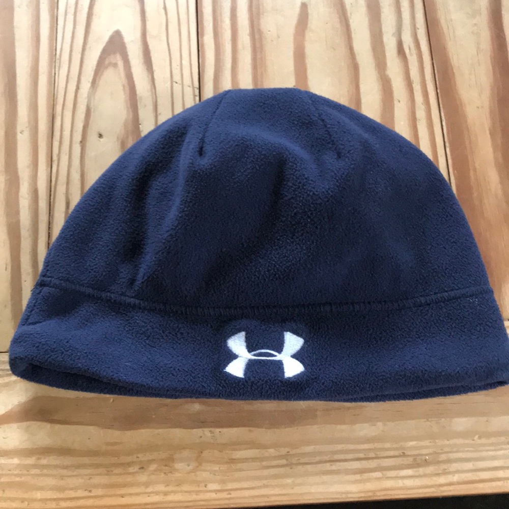 Under Armour hat!